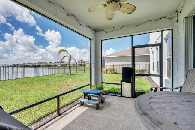 Building Photo - Spacious 5-Bedroom Home with Resort-Style ...