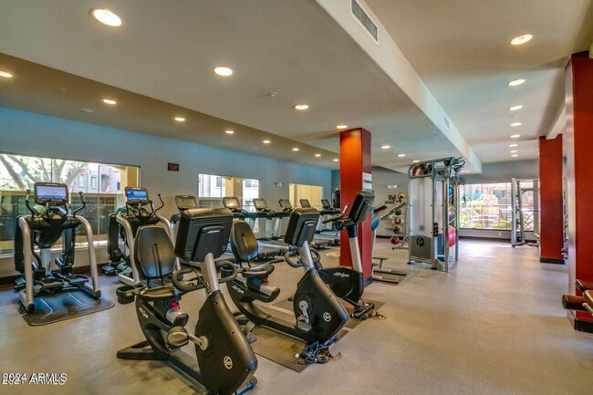 Building Photo - 5350 E Deer Valley Dr
