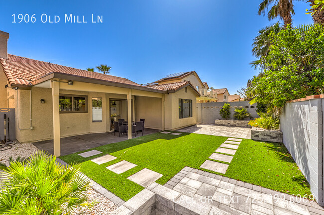 Building Photo - Luxury Monthly Rental in Green Valley