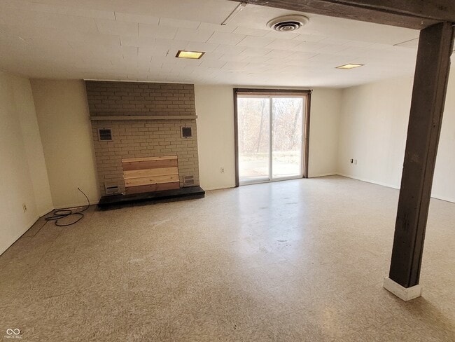 Building Photo - 1130 Tuck a Way Ridge Dr