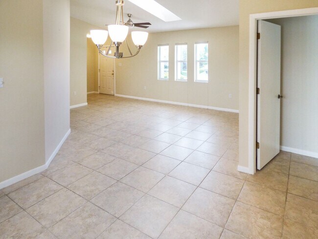 Building Photo - 1438 Sea Fan Dr