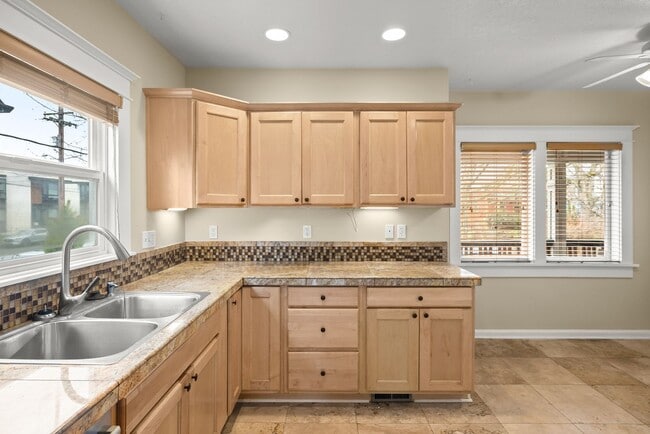 Building Photo - URBAN UPDATED 4 Bedroom/3 Bath CRAFTSMAN S...