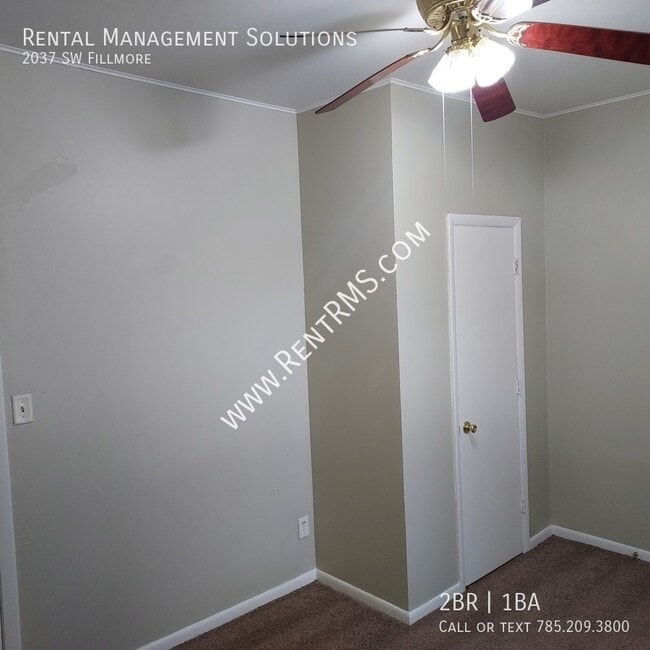 Building Photo - 2037 SW Fillmore-