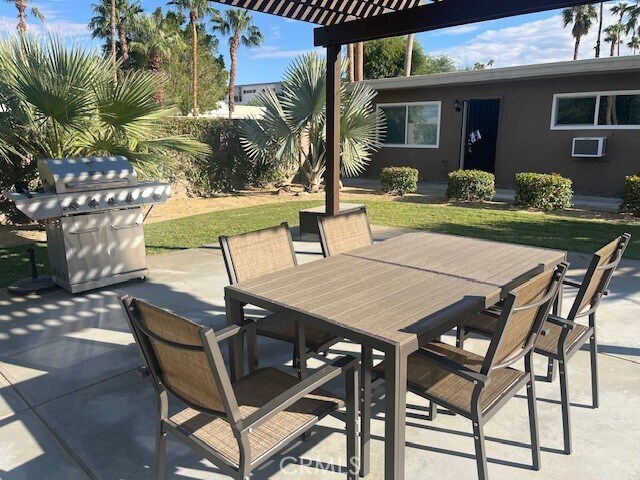 Building Photo - 37067 Bankside Dr