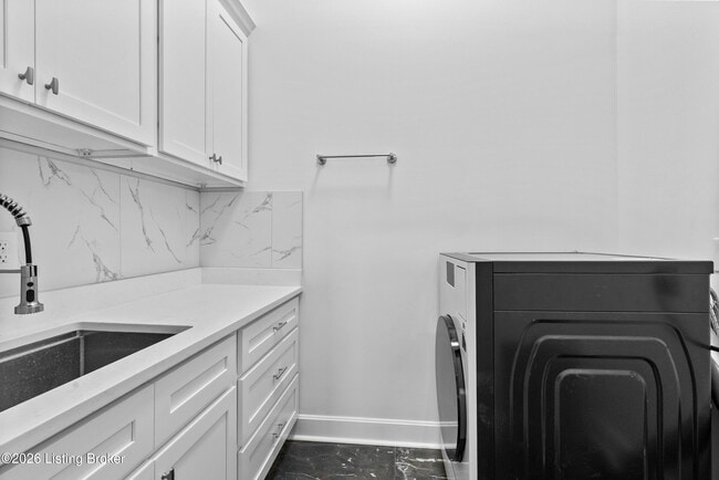 Building Photo - 540 S 4th St