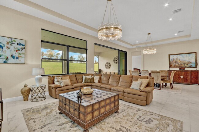 Building Photo - 9204 SW Arco Wy