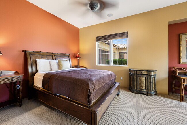 Building Photo - 56222 Village Dr