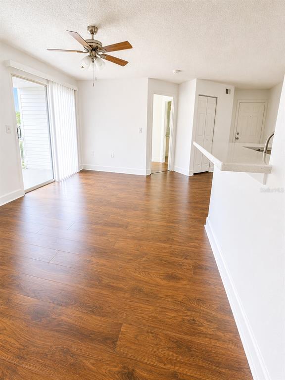 Building Photo - 1218 Bermuda Lakes Ln