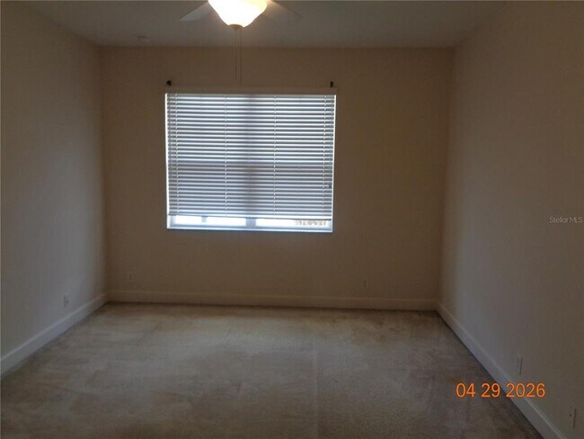Building Photo - 210 Woodhouse Ln
