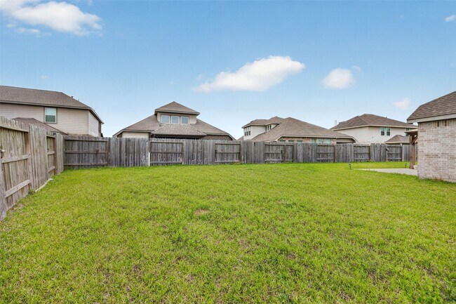 Building Photo - 20126 Matador Ridge Dr