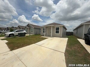 Building Photo - 13850 Llama Pl