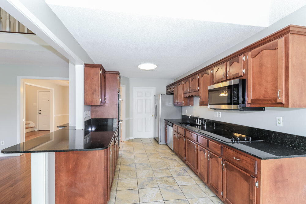 Building Photo - 8893 Wenham Cove E