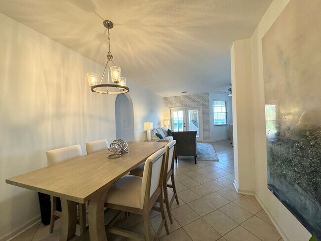 Building Photo - Gorgeous 3BD/2BA Waterfront Corner Unit in Gated Community!