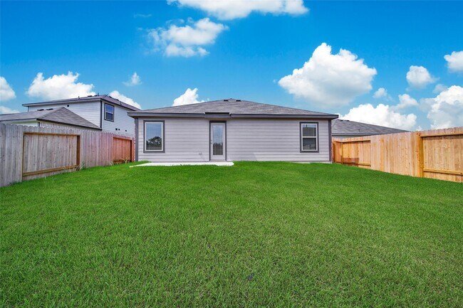 Building Photo - 8007 Camphor Ct