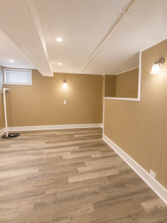 Building Photo - 3432 Cardenas Ave