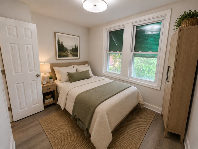Building Photo - Beautiful Newly-Renovated Home!