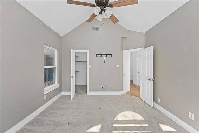 Building Photo - 8405 Greenspoint Dr