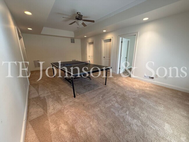Building Photo - 5540 Brookberry Farm Rd
