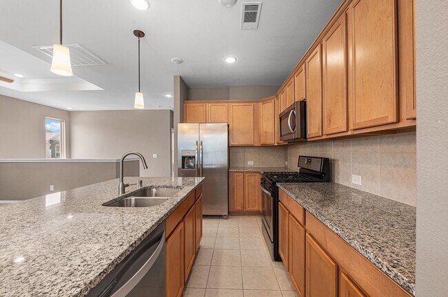 Building Photo - 9312 Bauer Vista Dr