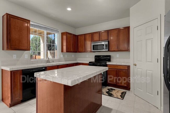 Building Photo - 2447 Anqua Dr