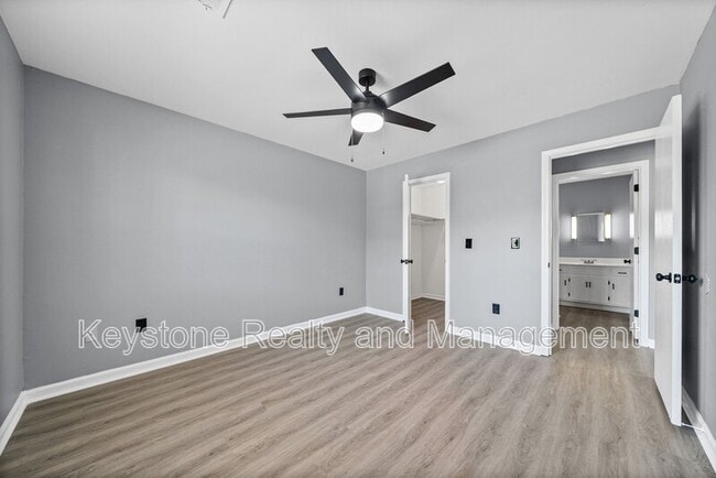 Building Photo - 1937 High St