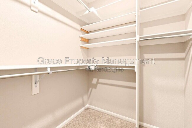Building Photo - 10596 Waco St