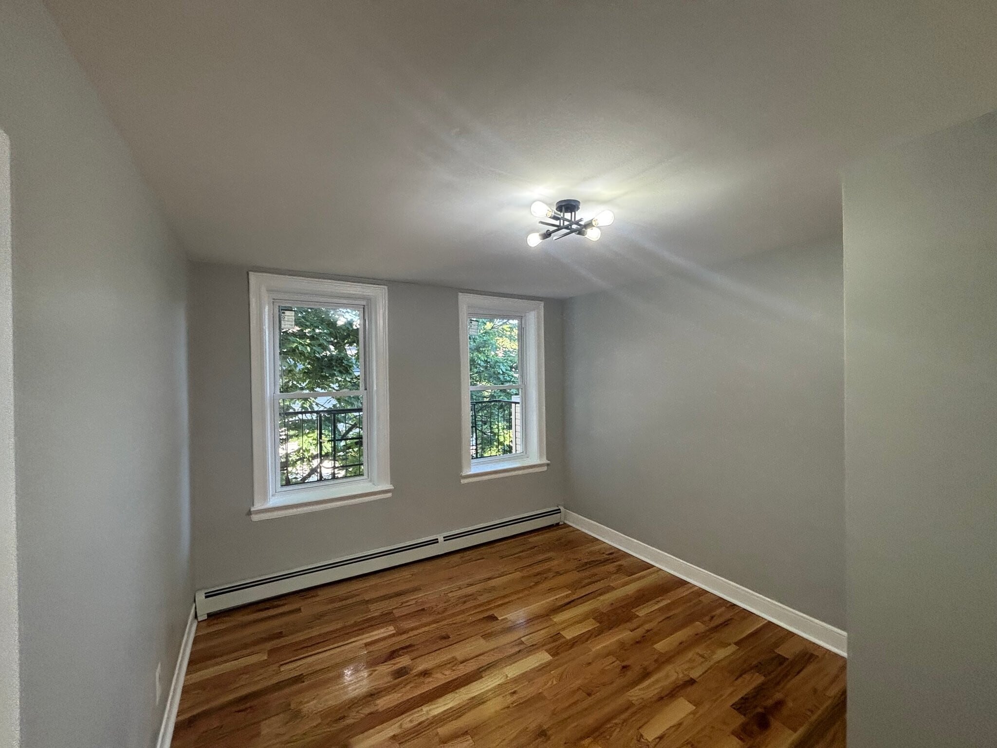 Building Photo - 838 Communipaw Ave