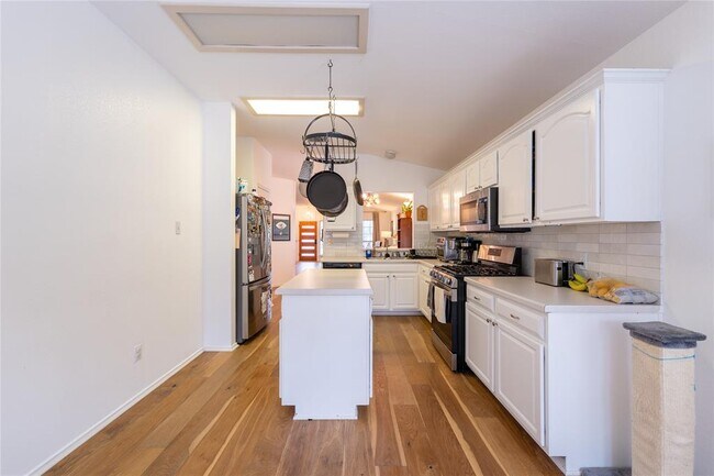 Building Photo - 13455 Moscow Trail