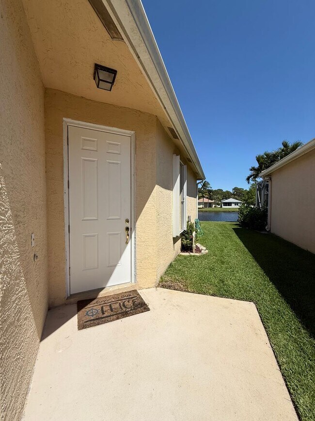Building Photo - Single Family Home in Gated PSL Community