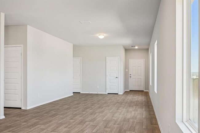 Building Photo - 11913 Ellena Cv