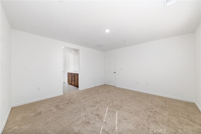 Building Photo - 1878 Sequoia Pl