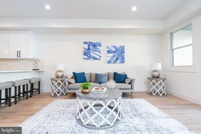 Building Photo - 309 N Patrick St