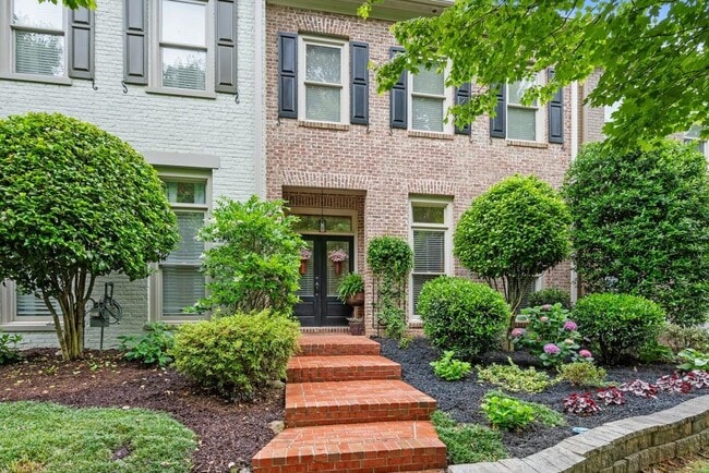 Primary Photo - 1651 Ridenour Pkwy NW