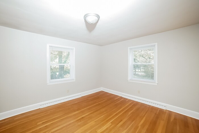 Building Photo - 221 Norman Rd