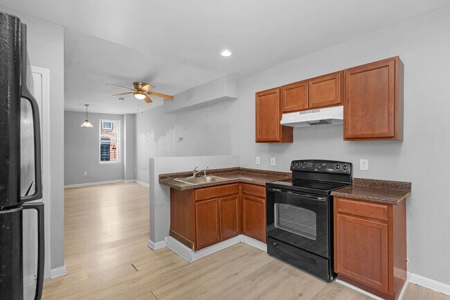Building Photo - Two Bedroom Rental for Immediate Move In West Baltimore