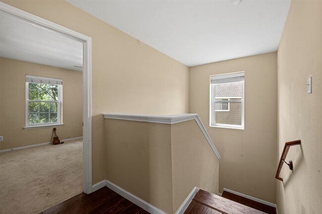 Building Photo - 8535 Morning Oak Ln