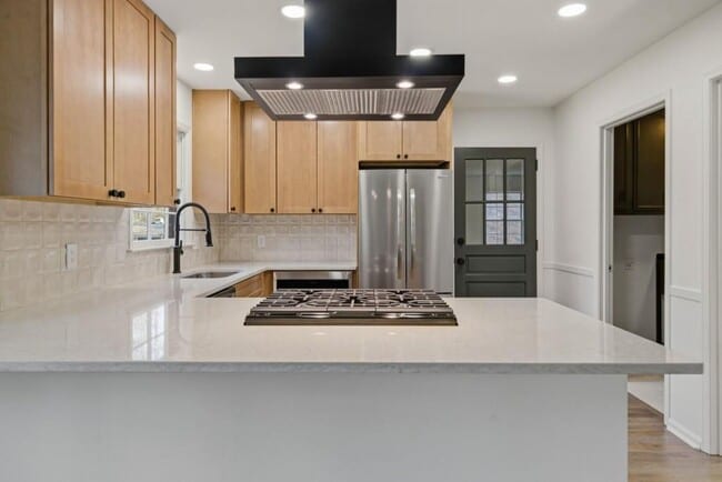 Building Photo - 2751 Cedarbrook Dr