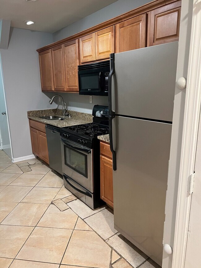 2449 W Taylor St 2449 W Taylor St Chicago IL 60612 Apartment Finder