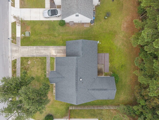 Building Photo - 105 Providence Dr