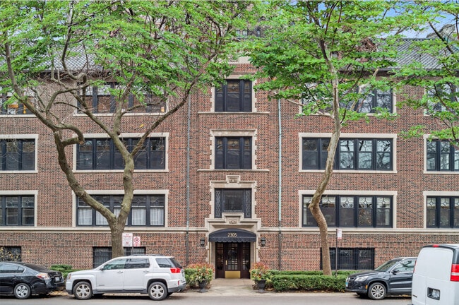 Primary Photo - 2305 N Commonwealth Ave