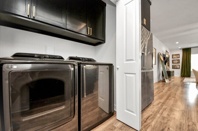 Building Photo - 111 Jenkins St