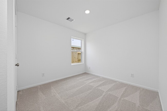 Building Photo - 6274 Alder Crk Dr