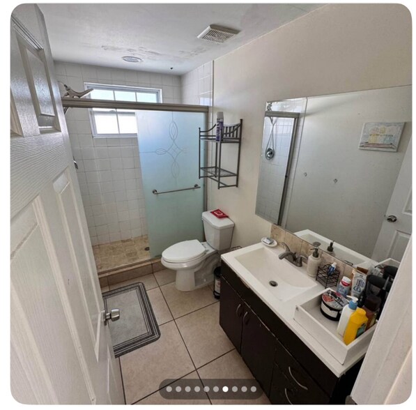 Building Photo - 3790 SW 32nd Ct