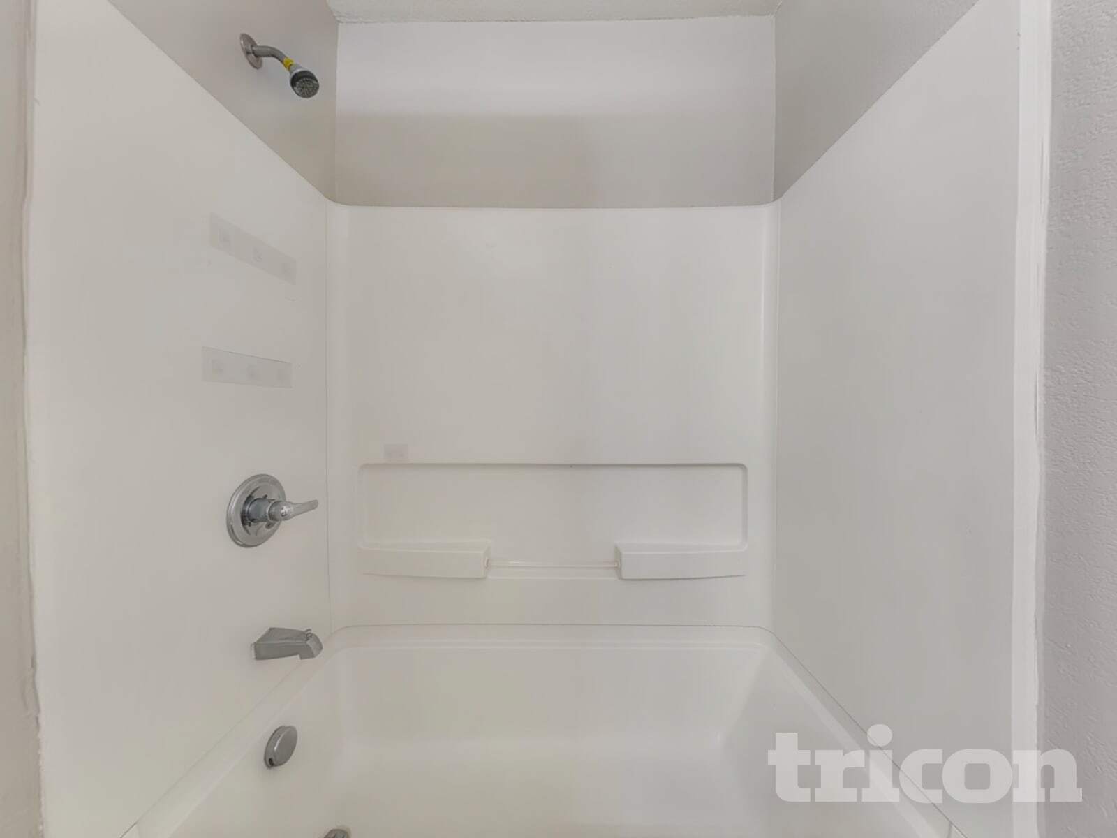 Building Photo - 160 Hinge Path