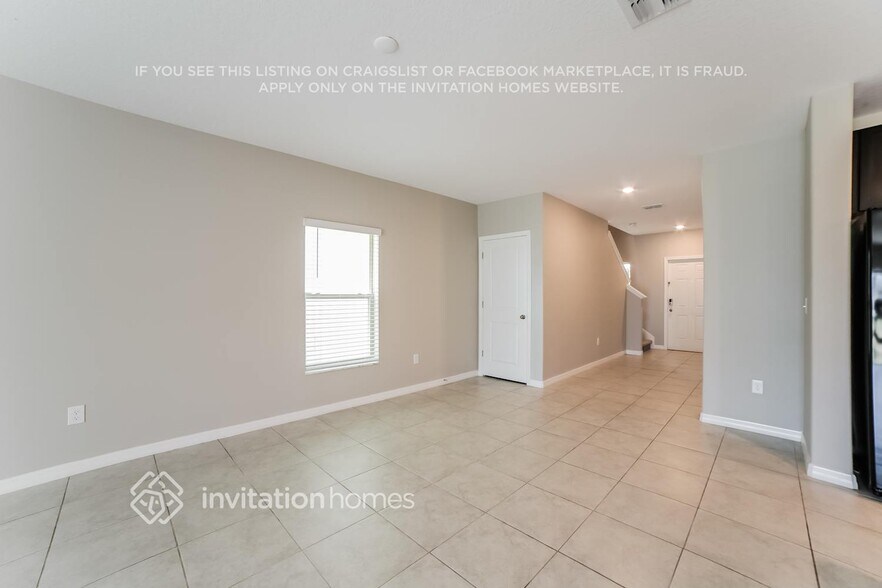 Building Photo - 7253 King Crk Dr