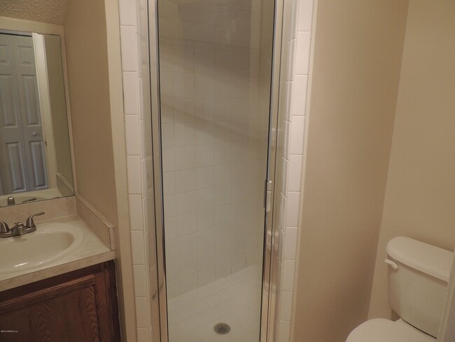 Building Photo - 3150 Highland Grove Dr