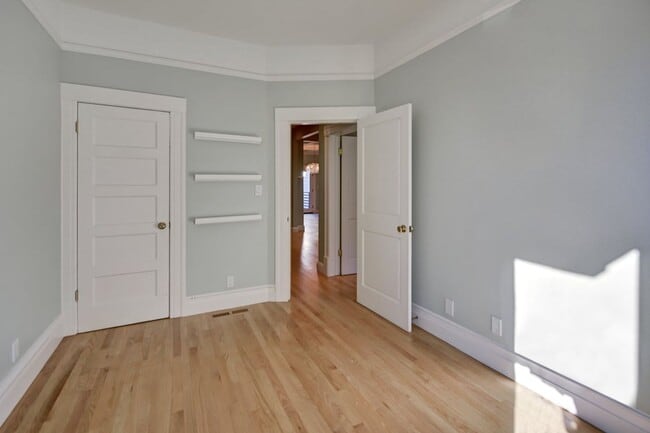 Building Photo - Your home sweet home in San Francisco is in the Noe Valley Neighborhood!