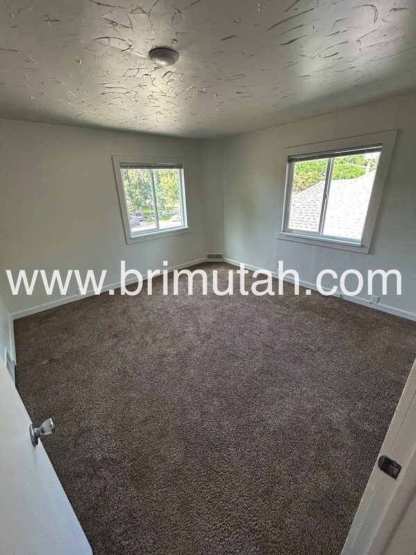 Building Photo - 254 E 700 S