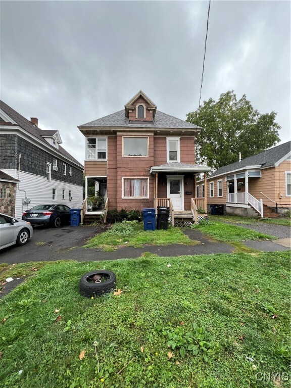 Primary Photo - 309 Griffiths St