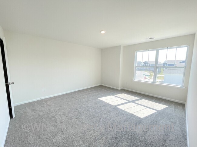 Building Photo - 12 Burdock Rd